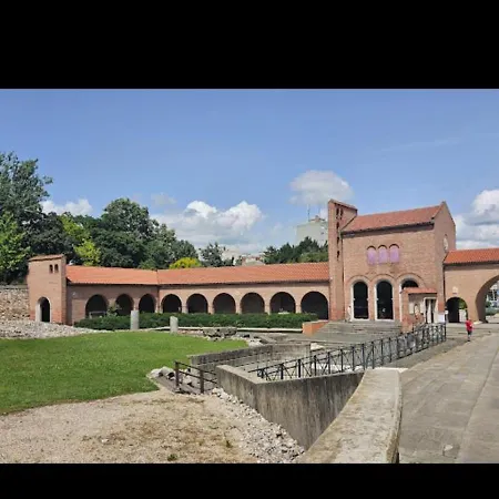 M22 * Székesfehérvár