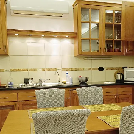 M22 Apartman *